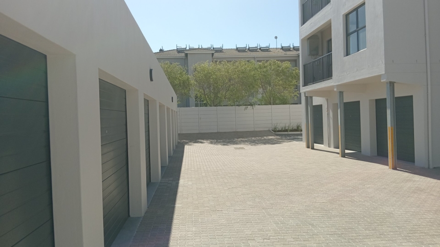 1 Bedroom Property for Sale in Table View Western Cape
